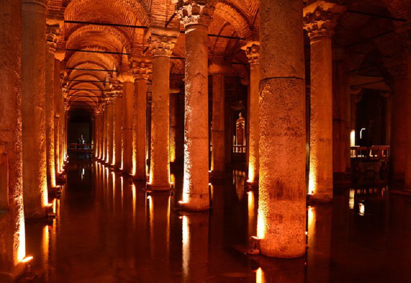 basilica cistern web sitesi-orta.jpg